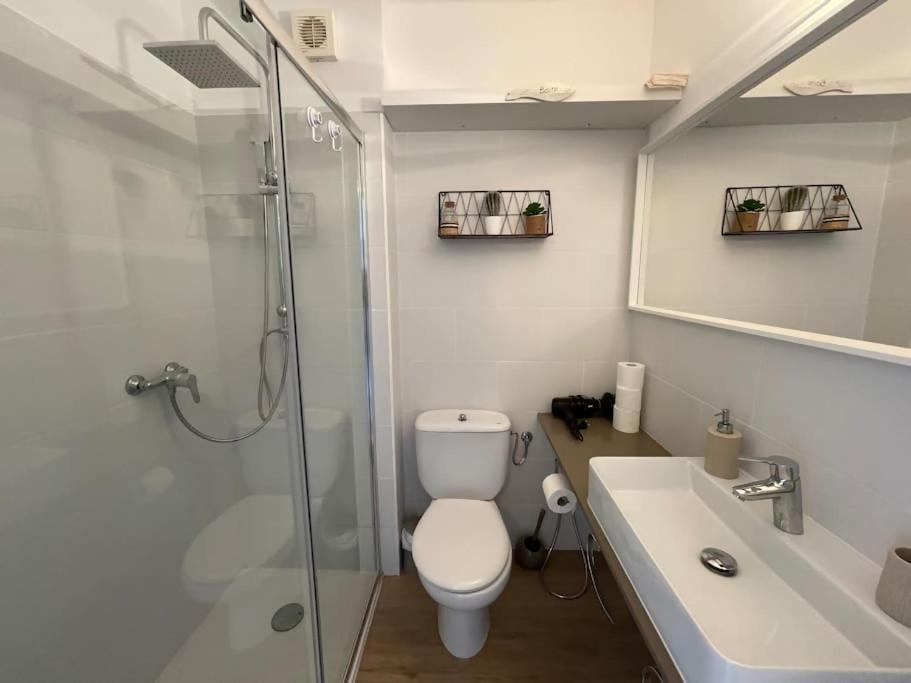 Algaiarens Apto Con Piscina Y Junto A La Playa Cala'N Blanes  Exterior foto